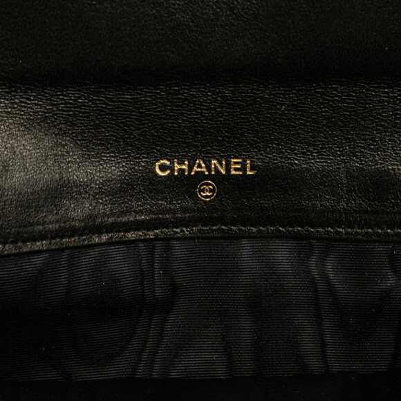 CHANEL Black Leather Logo Wallet - Picture 7 of 10